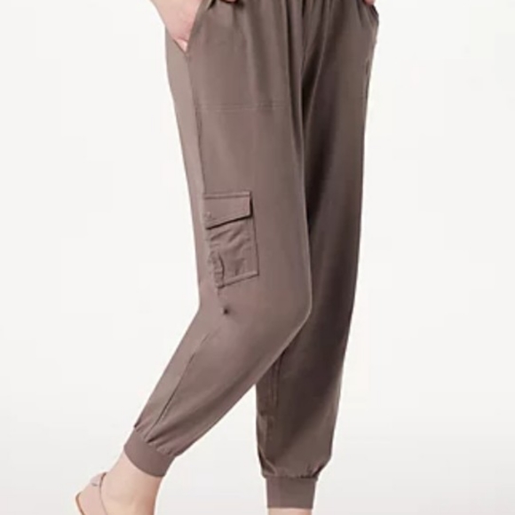 AnyBody Pants - AnyBody Womans cozy knit cargo jogger pants